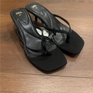 Zara. Never worn sandel cute